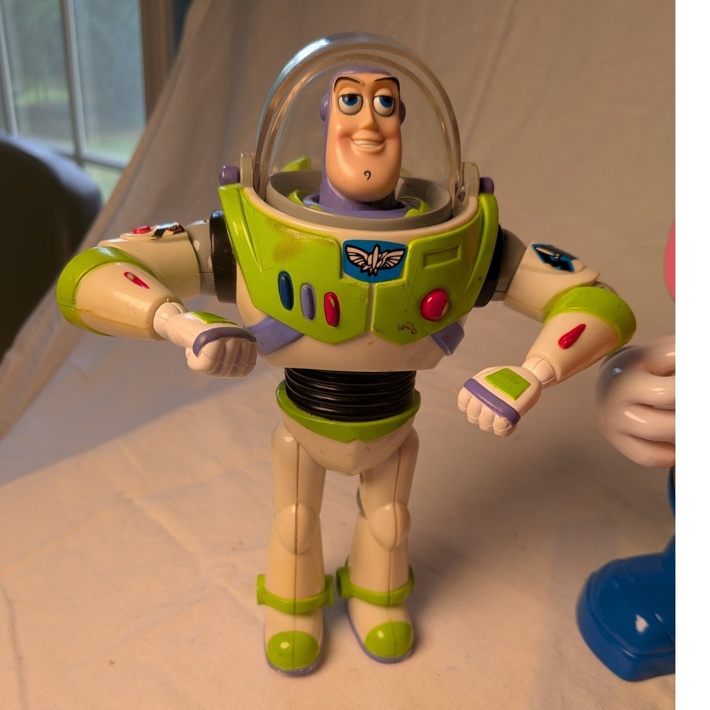 Disney Pixar Toy Story Buzz Lightyear Action Figure 6 Inch Space Ranger Toy
